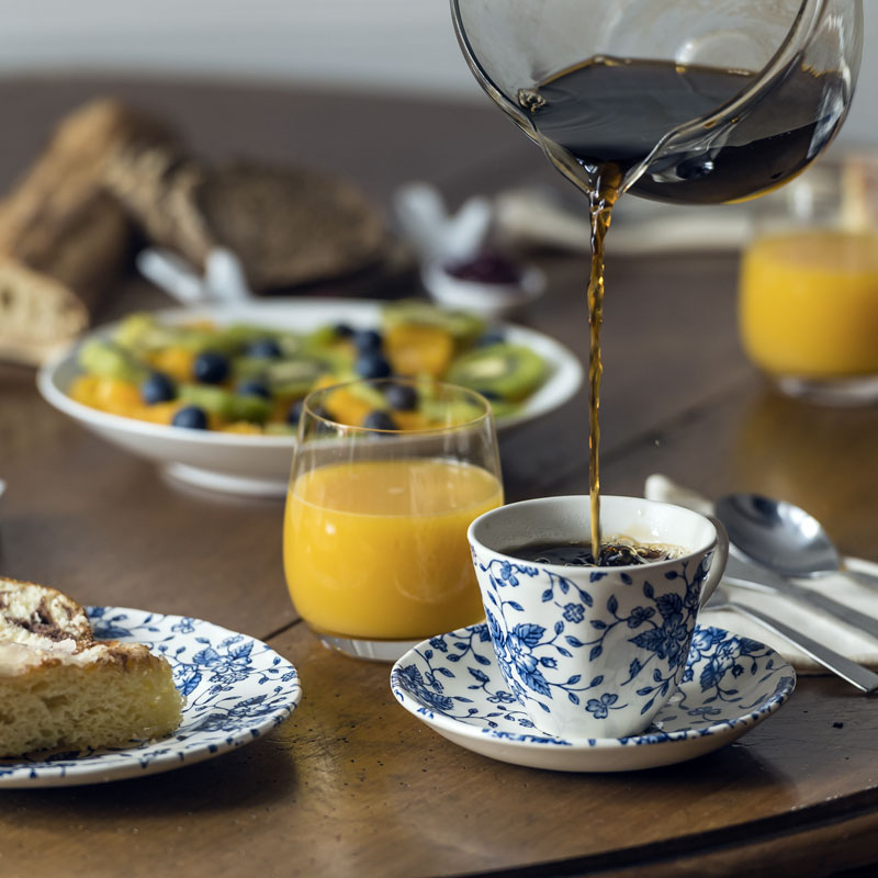 Warme dranken bij het ontbijt