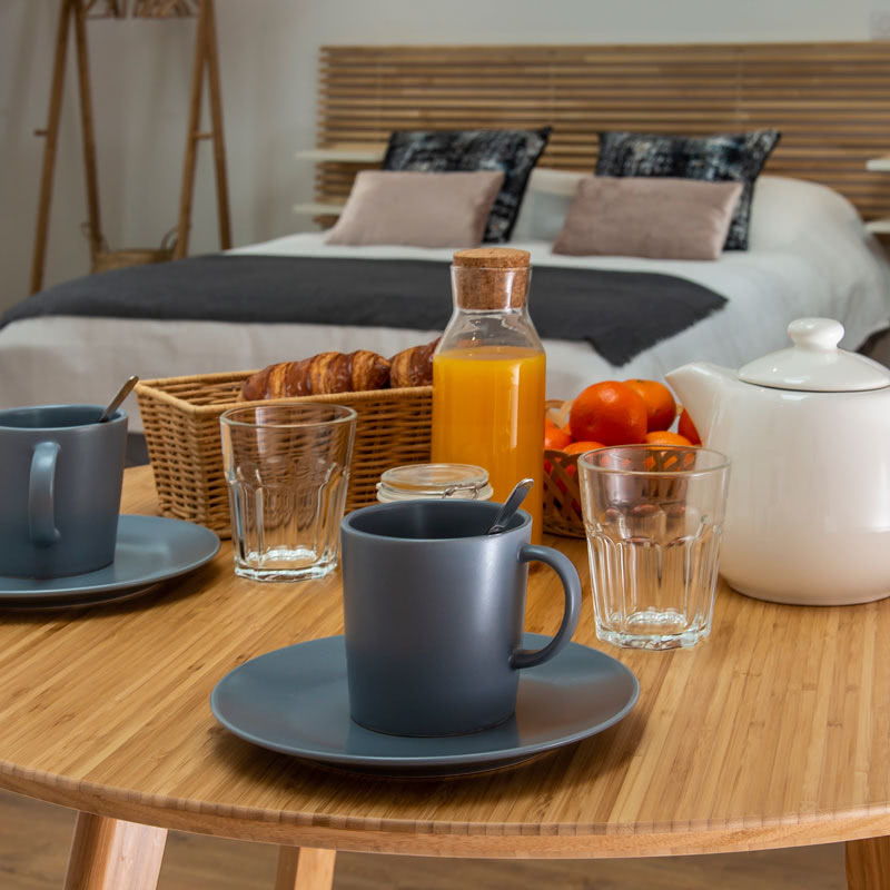 Petit-déjeuner dans la chambre